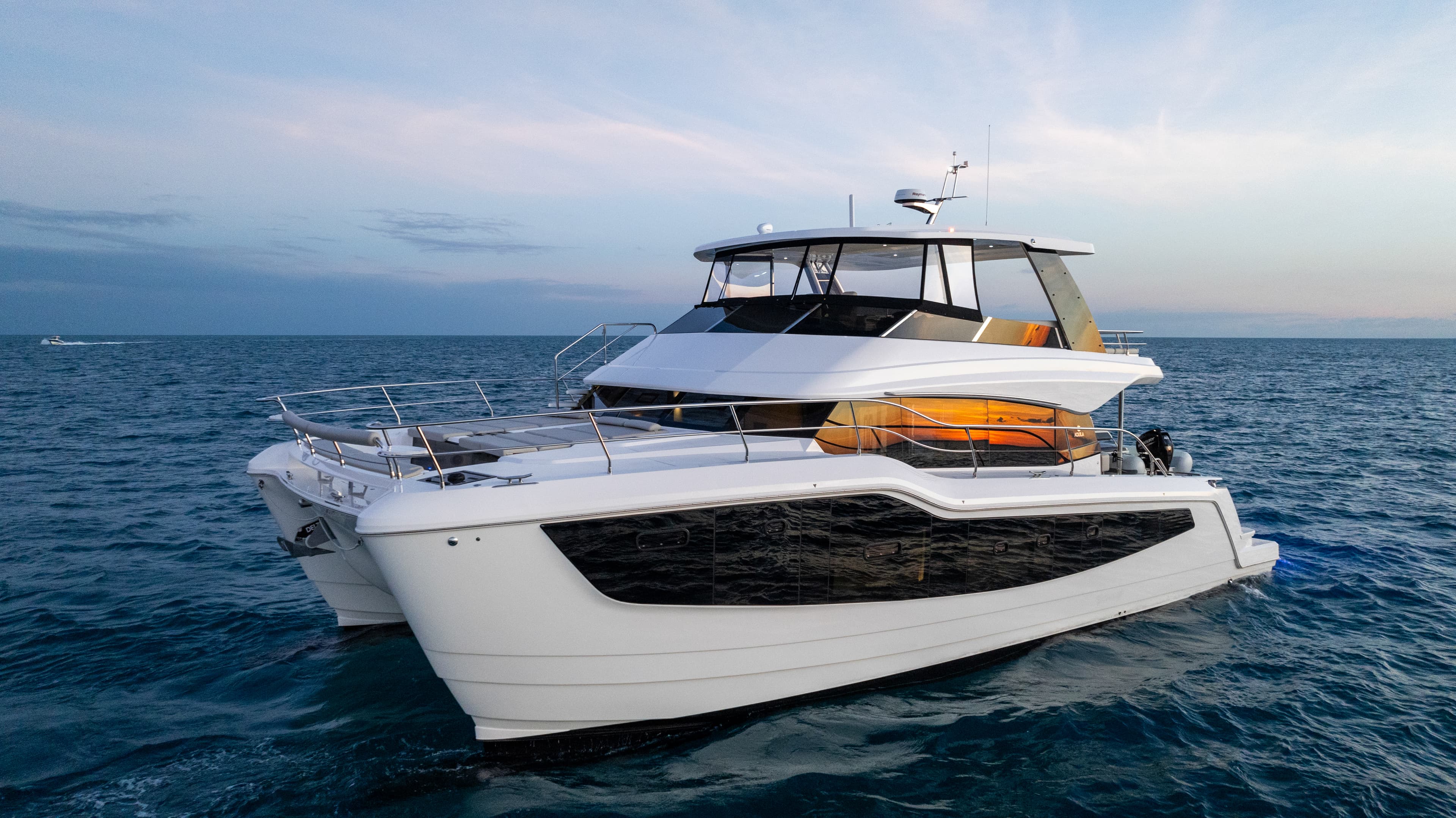 Aquila 50 Yacht